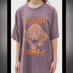 Def leppard 1983 your oversized tee